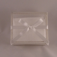 Simple accordion butterfly release box